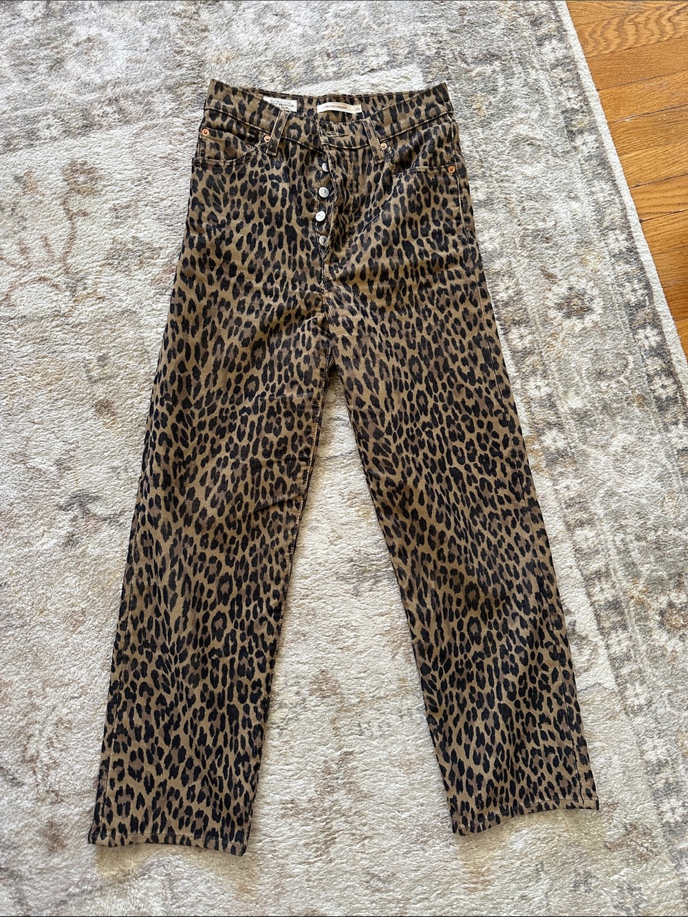 Levi’s Ribcage Straight Leopard Corduroys Brown/Black size 26